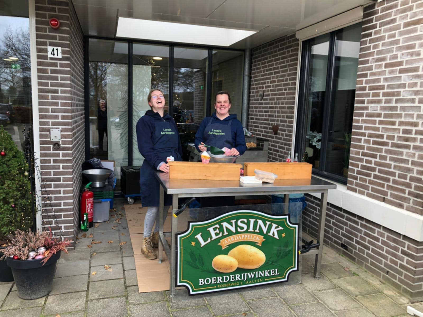 Kerstborrel Estinea